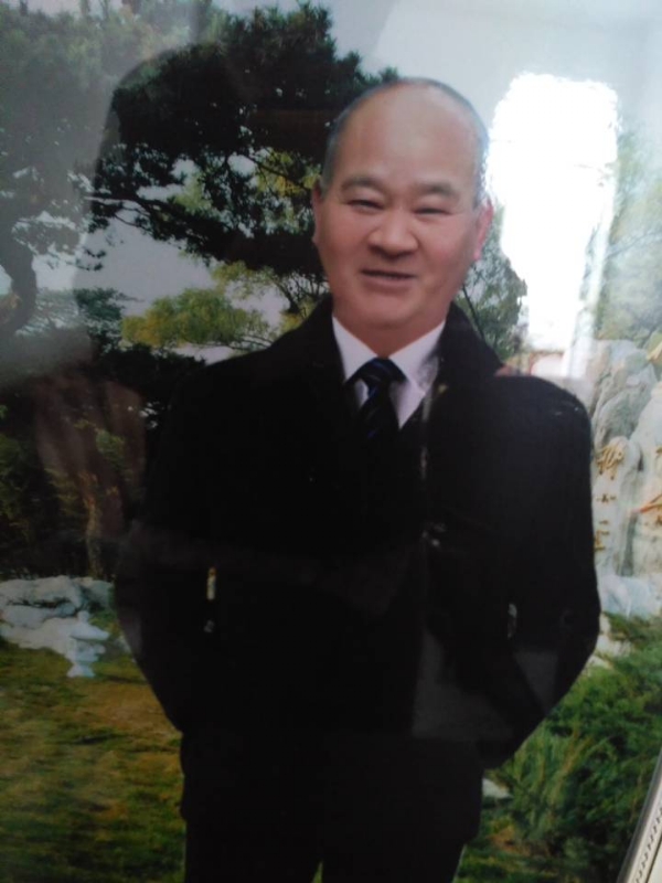 老方丈的第一张照片--银川相亲服务中心
