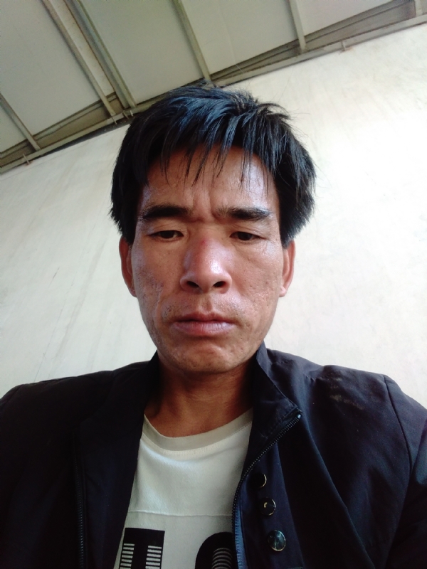 项斌的第一张照片--银川相亲服务中心