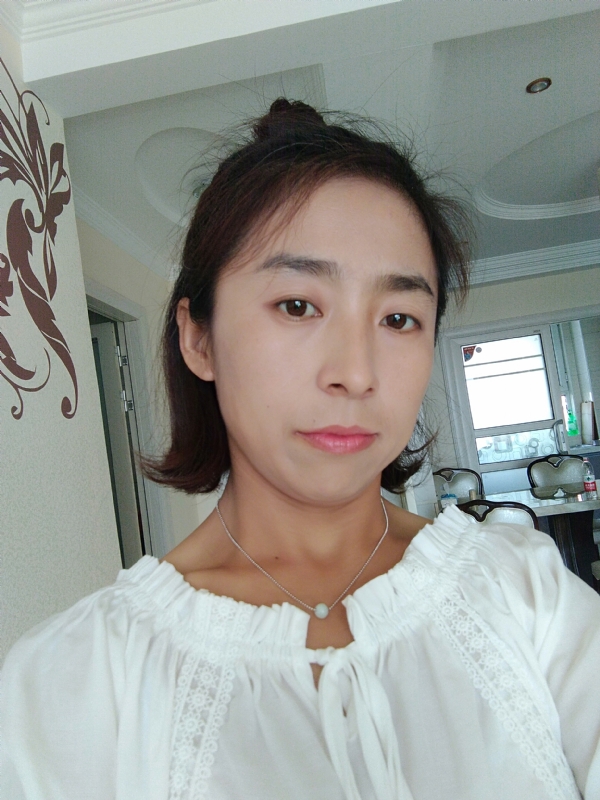 柠檬的第一张照片--银川相亲服务中心
