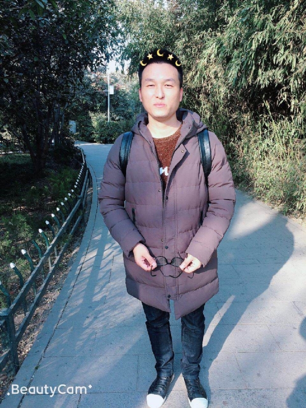 马儿的第一张照片--银川相亲服务中心