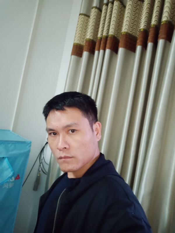 心如止水的第一张照片--银川相亲服务中心