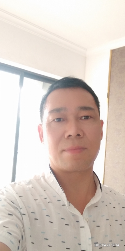 朝望大海的第一张照片--银川相亲服务中心