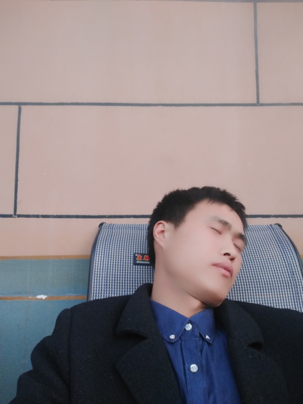 有钱爱情才能长久的第一张照片--银川相亲服务中心