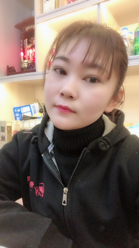 泡沫的第一张照片--银川相亲服务中心