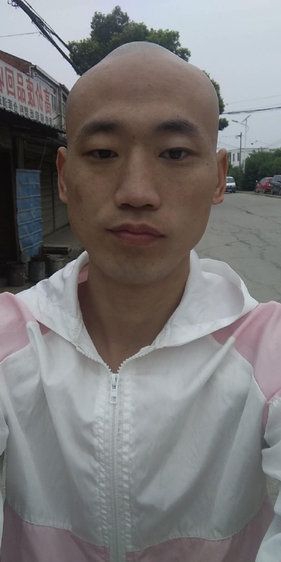 花花公子的第一张照片--银川相亲服务中心