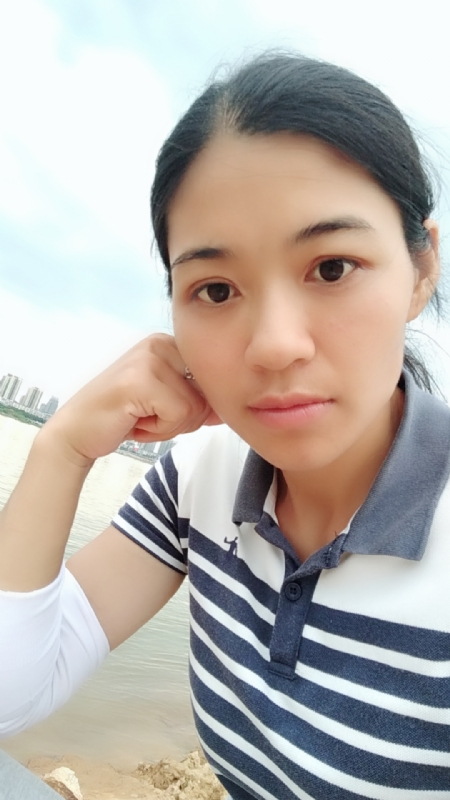 梅子的第一张照片--银川相亲服务中心