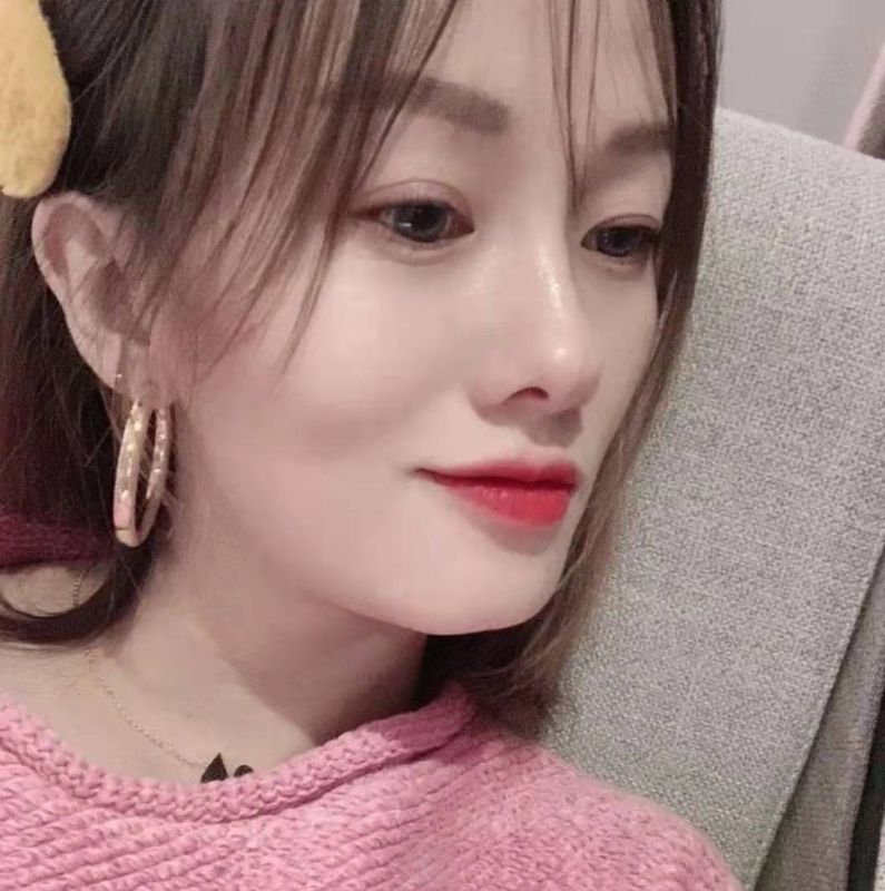 微醺的笑容的第一张照片--银川相亲服务中心