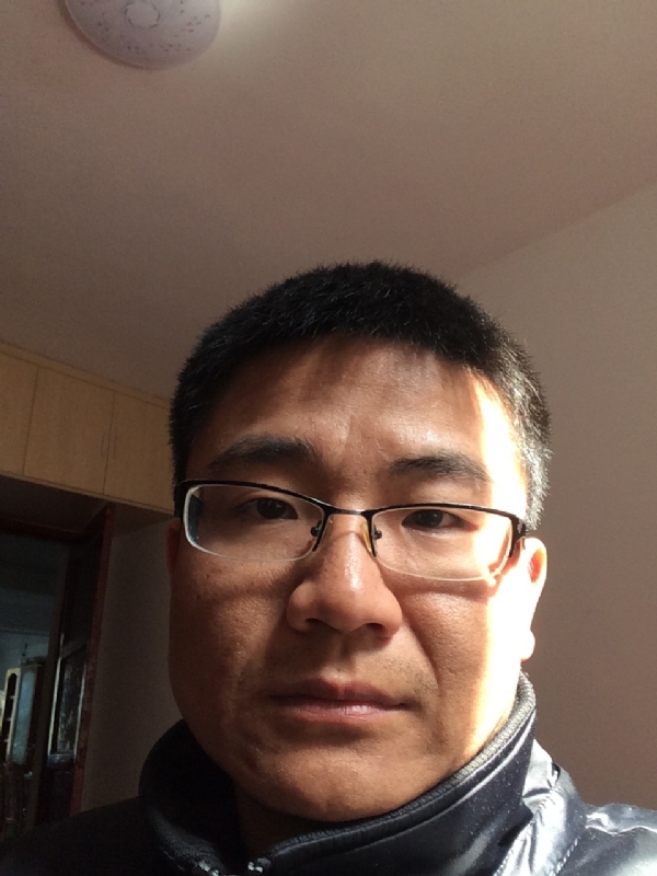 余浩浩的第一张照片--银川相亲服务中心