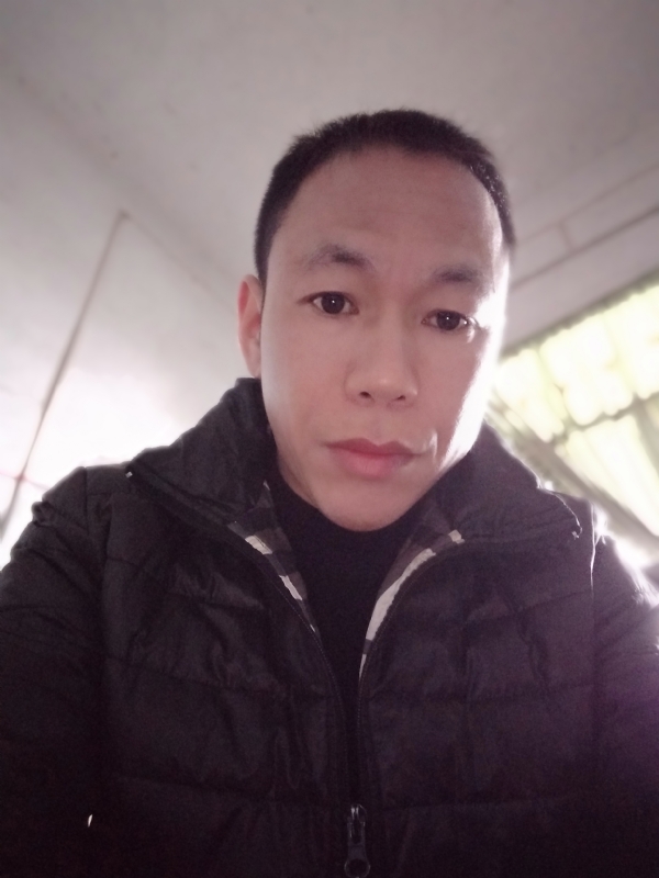 相信真爱的第一张照片--银川相亲服务中心