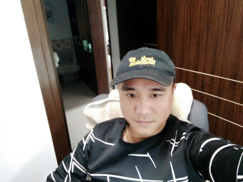 坚持我爱的第一张照片--银川相亲服务中心