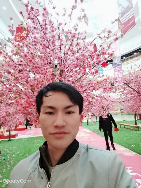 单身一人的第二张照片--银川相亲服务中心