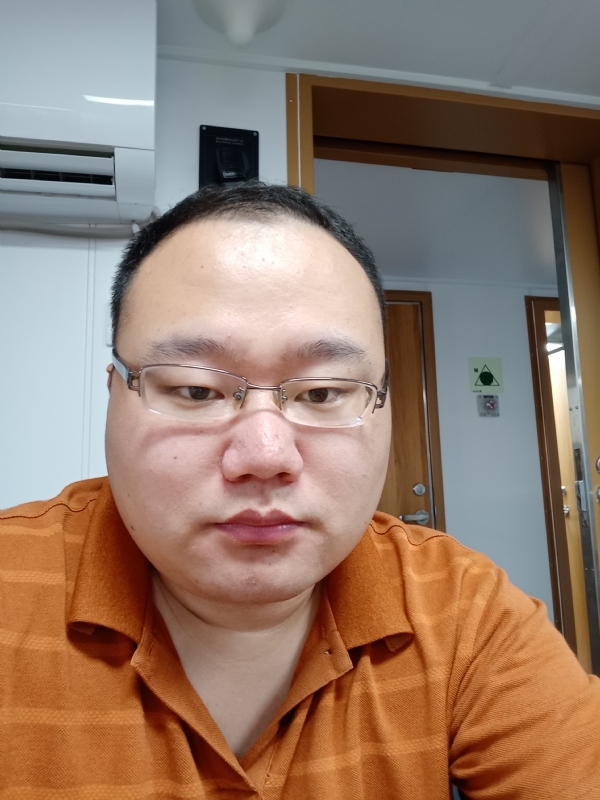 努力爱一次的第一张照片--银川相亲服务中心