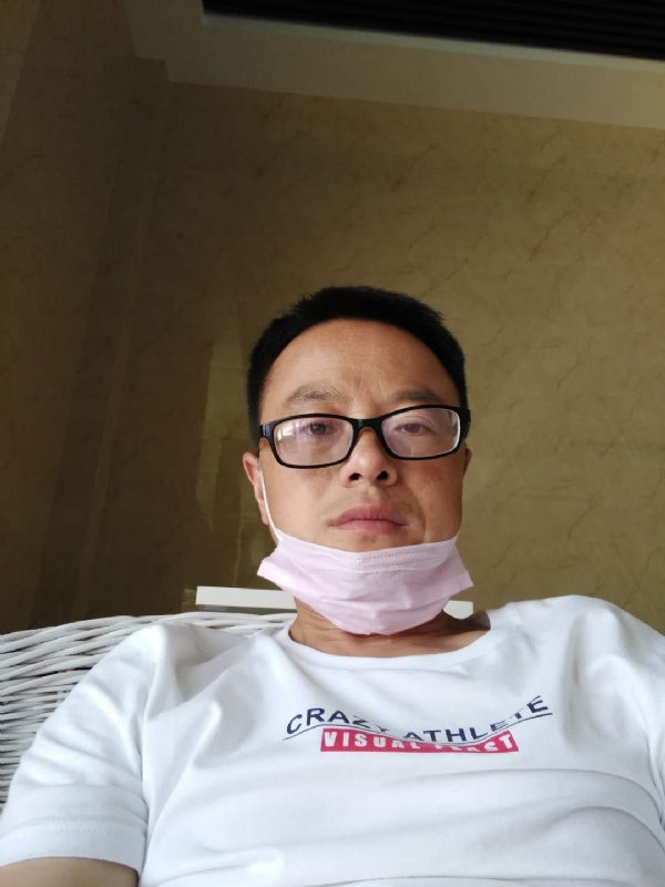 小马奔腾的第一张照片--银川相亲服务中心
