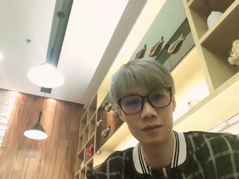 黄峰的第二张照片--银川相亲服务中心