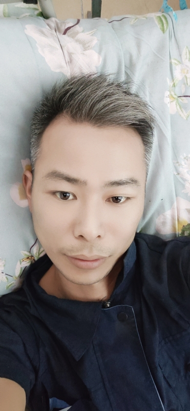 火山口的第一张照片--银川相亲服务中心