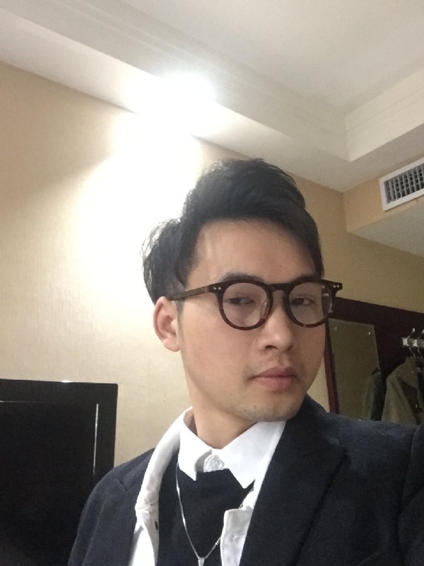 曾亮的第二张照片--银川相亲服务中心
