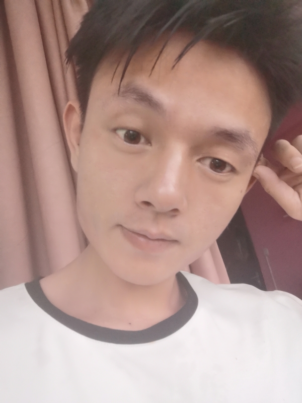 一一得一的第一张照片--银川相亲服务中心