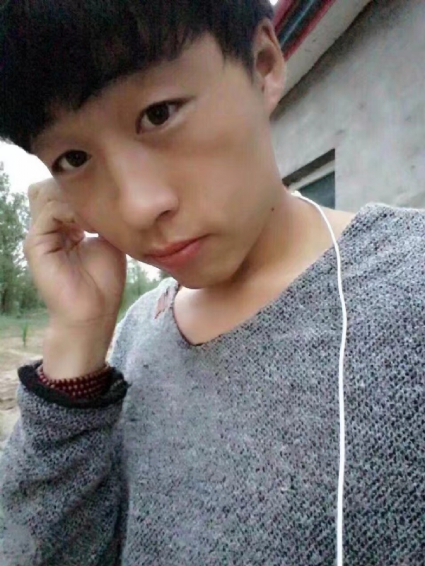 小胡的第一张照片--银川相亲服务中心