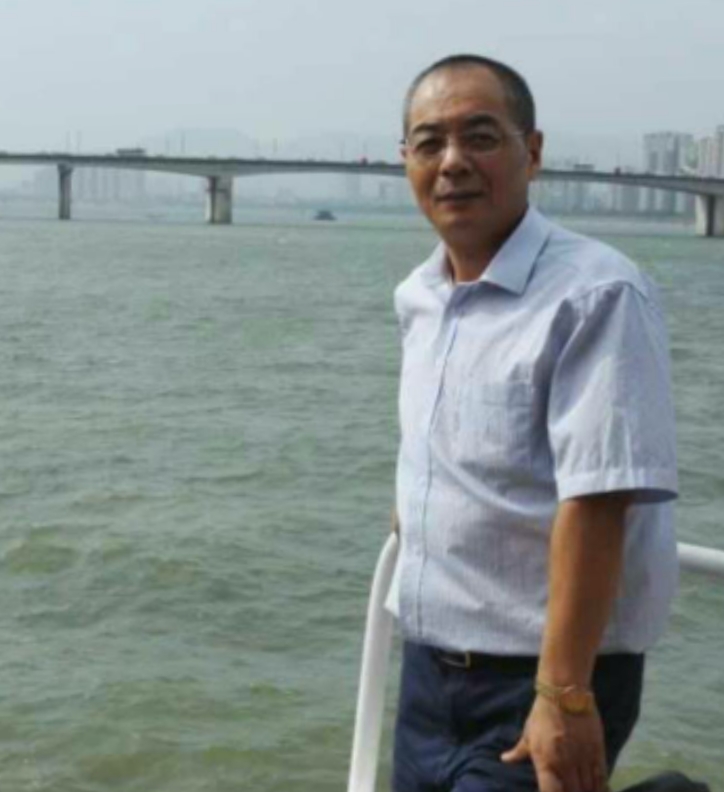辛民的第二张照片--银川相亲服务中心