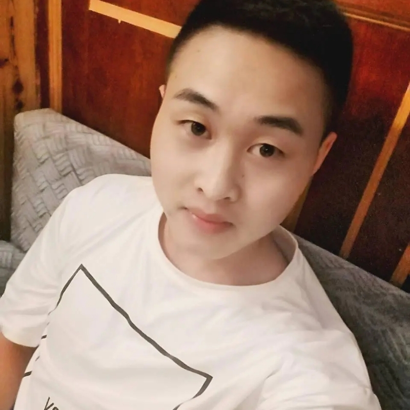 娃娃脸小爸爸的第一张照片--银川相亲服务中心