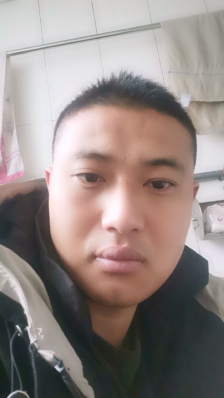 烟花再美不过瞬间的第一张照片--银川相亲服务中心