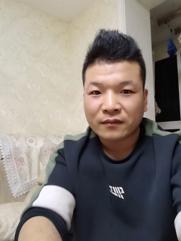 小猪猪的第一张照片--银川相亲服务中心