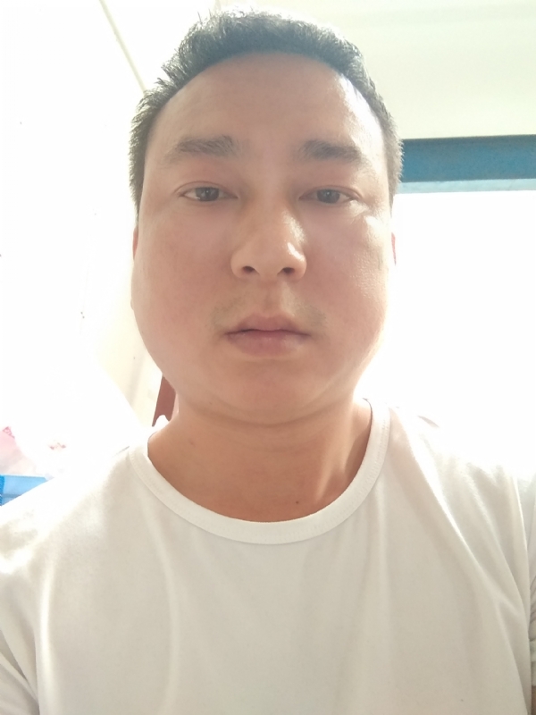 大叔的第一张照片--银川相亲服务中心