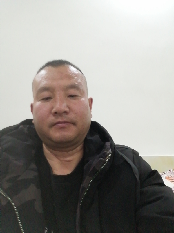 肖小江的第一张照片--银川相亲服务中心