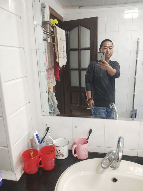 半世人间的第二张照片--银川相亲服务中心