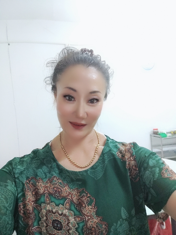 燕子的第二张照片--银川相亲服务中心