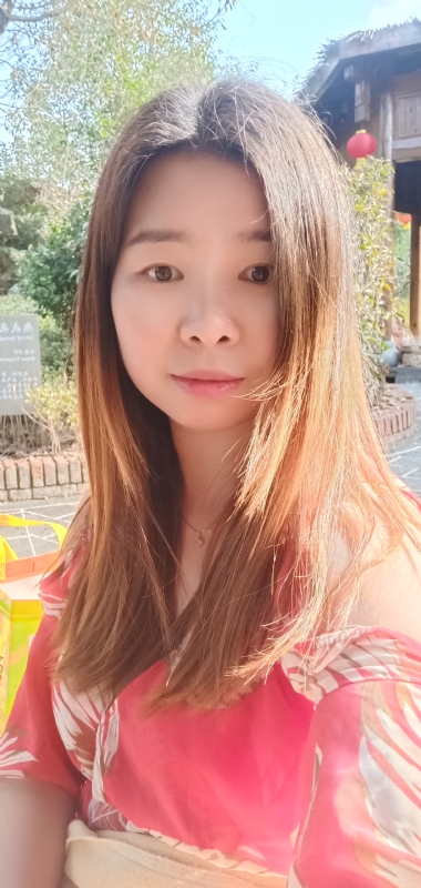 赫赫的第一张照片--银川相亲服务中心