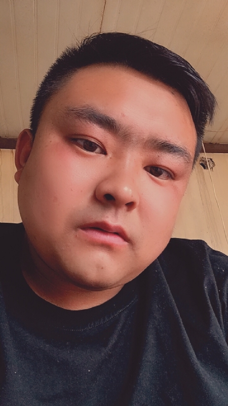 爱我所爱的第一张照片--银川相亲服务中心