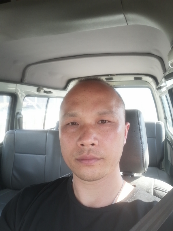 新旺丁的第一张照片--银川相亲服务中心