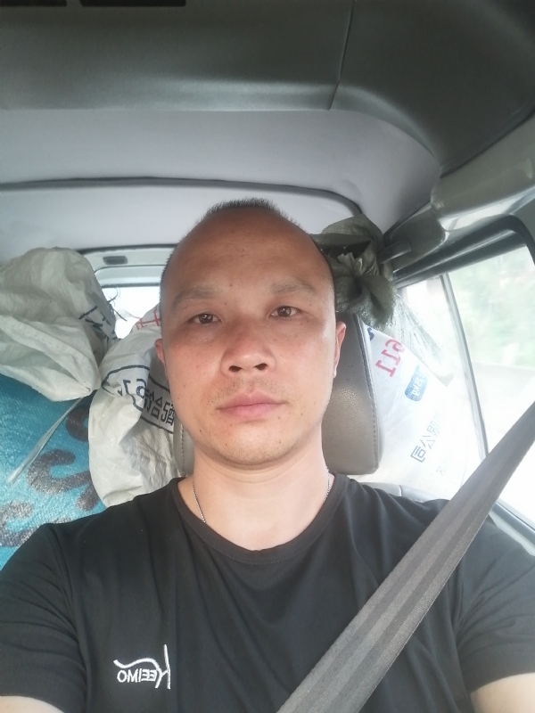 新旺丁的第二张照片--银川相亲服务中心