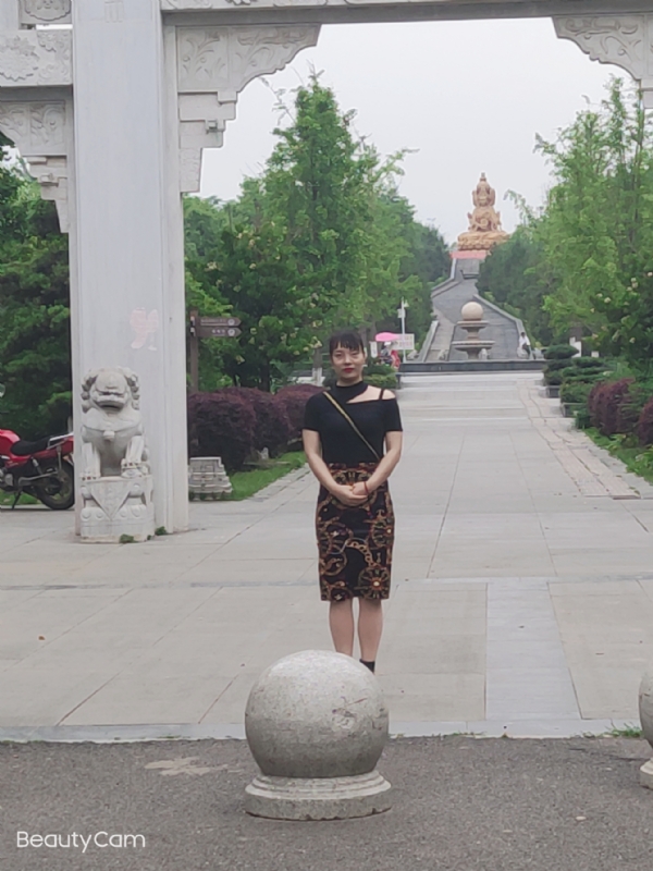 魏沐阳子的第三张照片--银川相亲服务中心