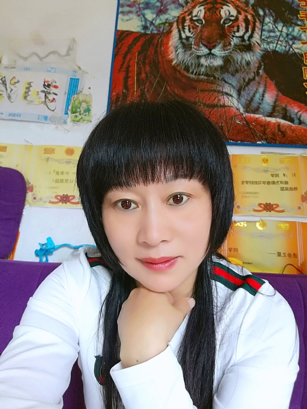 金鱼儿的第二张照片--银川相亲服务中心