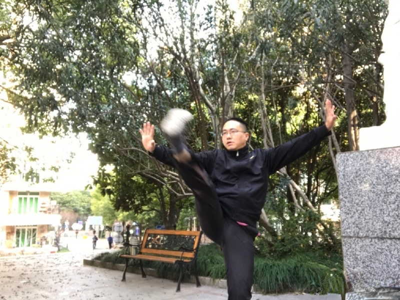 自故深情好受伤的第三张照片--银川相亲服务中心