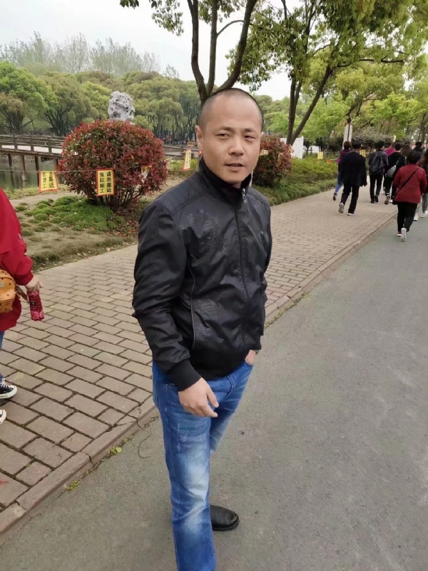 傻子的第一张照片--银川相亲服务中心
