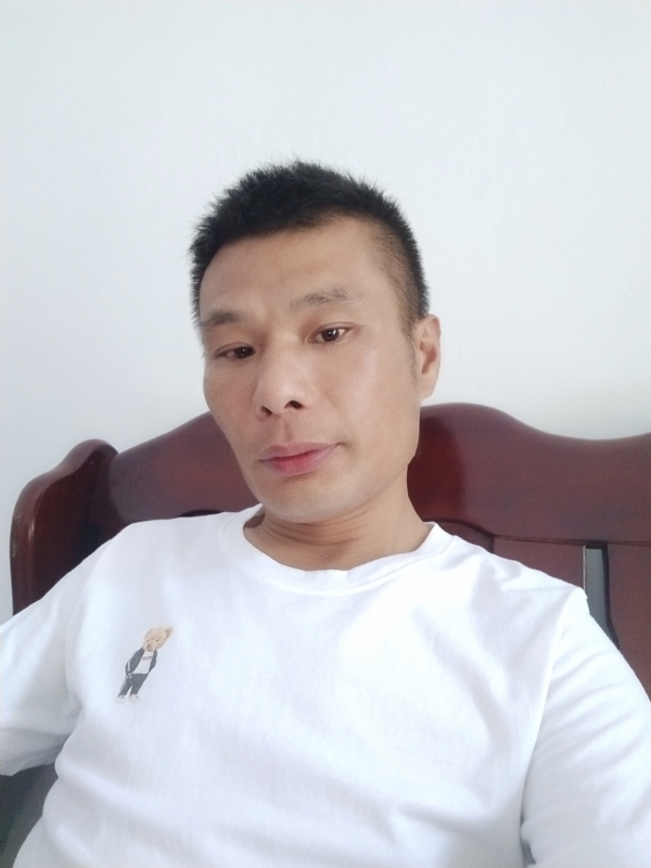 年少轻狂的第一张照片--银川相亲服务中心