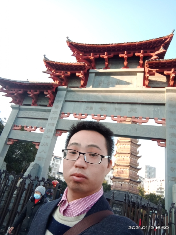 碧血丹心的第一张照片--银川相亲服务中心