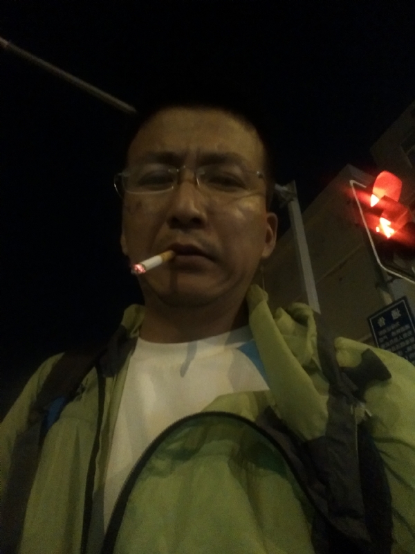认真的生活的第一张照片--银川相亲服务中心