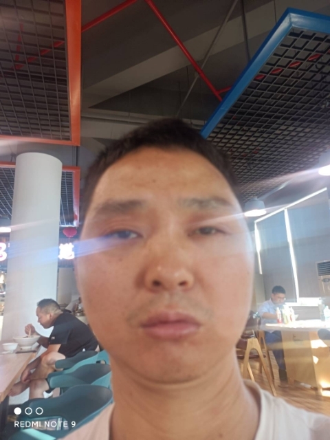 专情、互爱的第二张照片--银川相亲服务中心