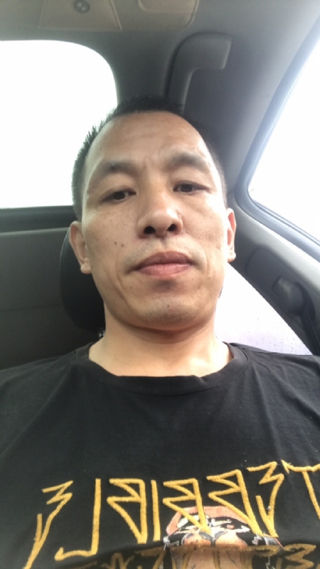 迷茫的第一张照片--银川相亲服务中心