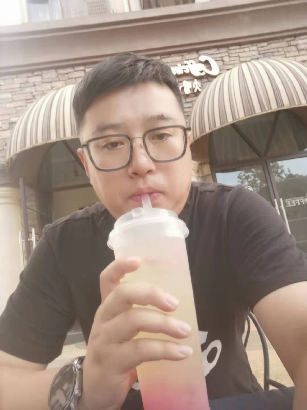 半旧情怀的第一张照片--银川相亲服务中心
