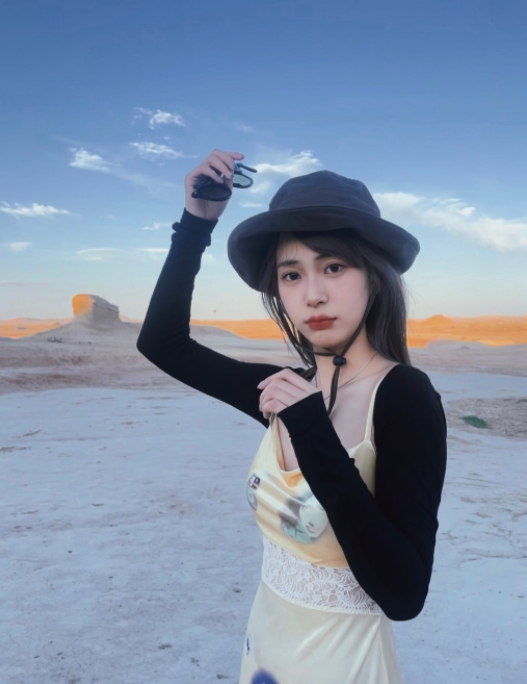 英姐的第一张照片--银川相亲服务中心