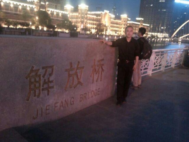 海阔天空的第一张照片--银川相亲服务中心