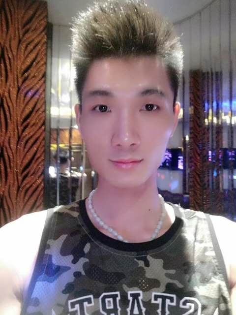 人生如戏的第一张照片--银川相亲服务中心