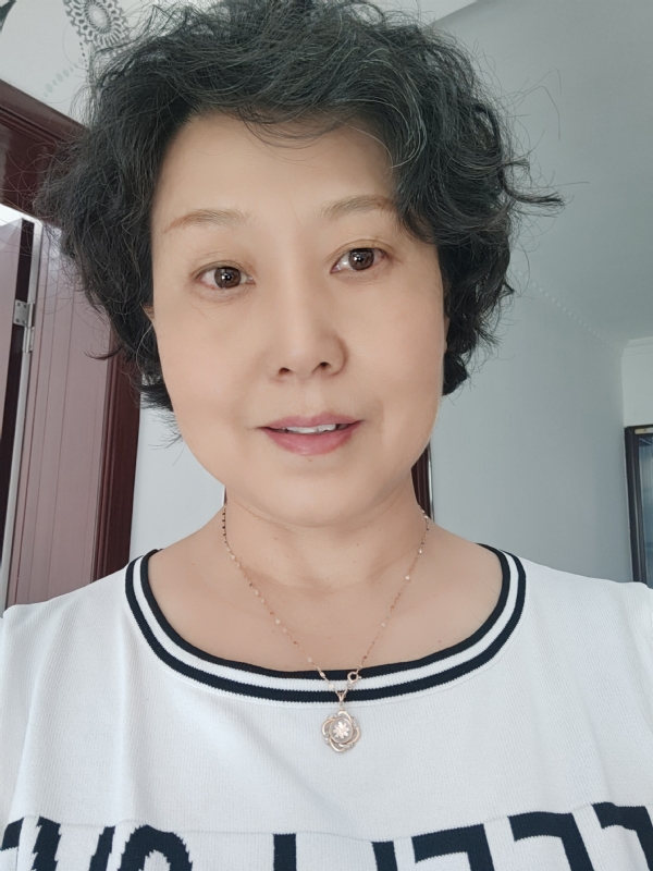 甜果的第一张照片--银川相亲服务中心