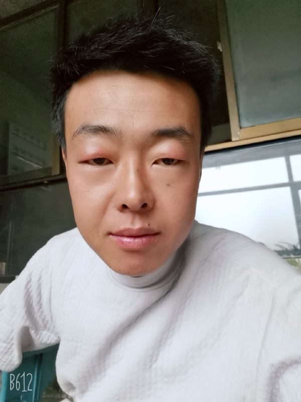 缺爱80后的第一张照片--银川相亲服务中心