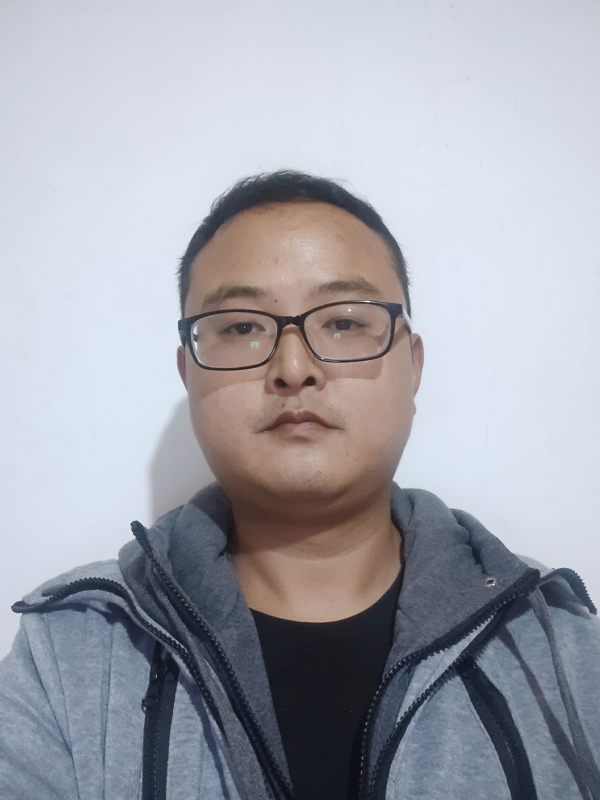 爱在一瞬间的第一张照片--银川相亲服务中心